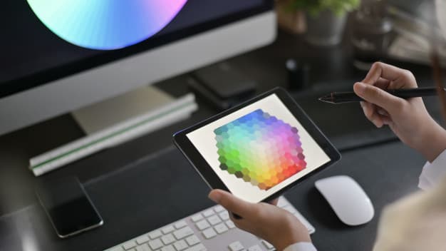 creative-artist-web-design-with-working-colour-selection-graphic-tablet